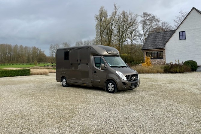 Renault master